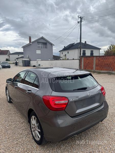 Mercedes Benz A 200 