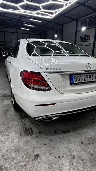 Mercedes Benz E 220 DESIGNO