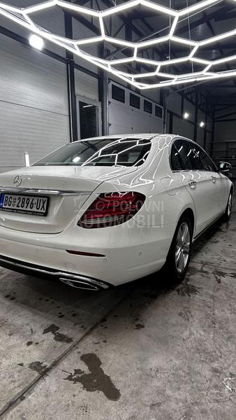 Mercedes Benz E 220 DESIGNO