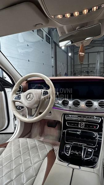 Mercedes Benz E 220 DESIGNO