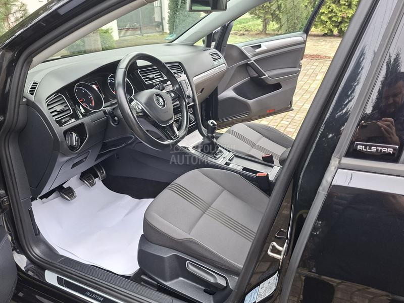 Volkswagen Golf 7 1.6  ALL STAR