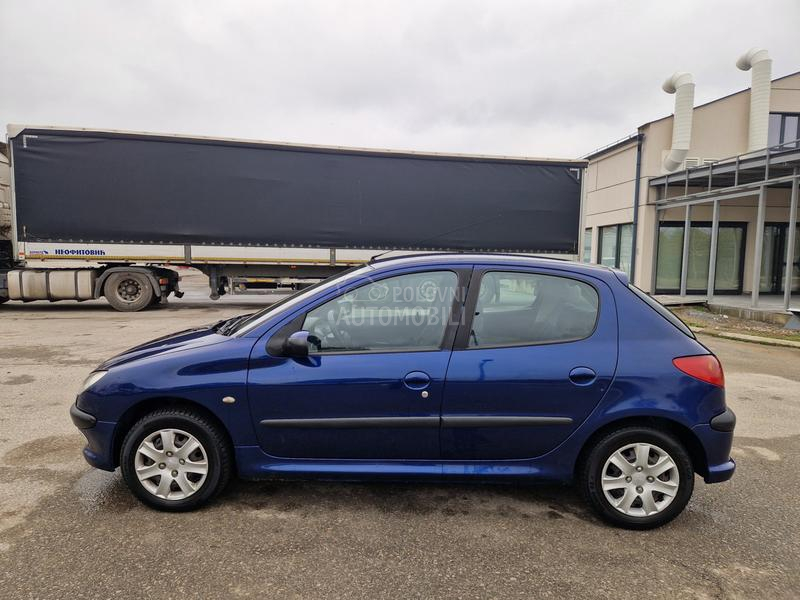 Peugeot 206 