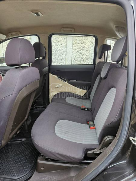 Lancia Musa 1.3 Multijet