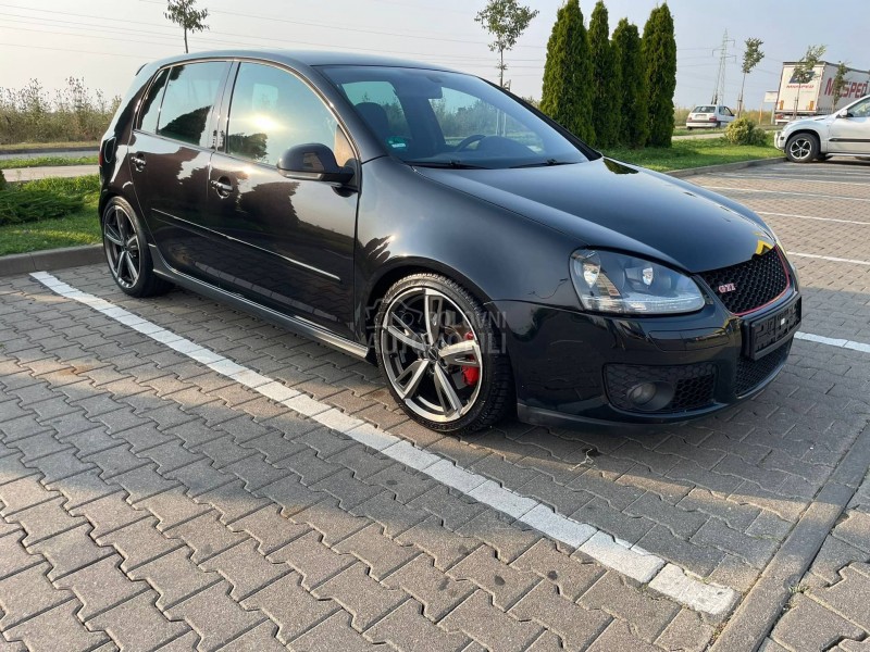 Volkswagen Golf 5 GTI