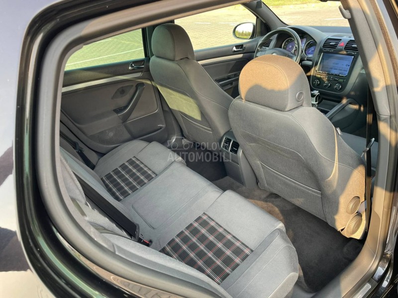 Volkswagen Golf 5 GTI