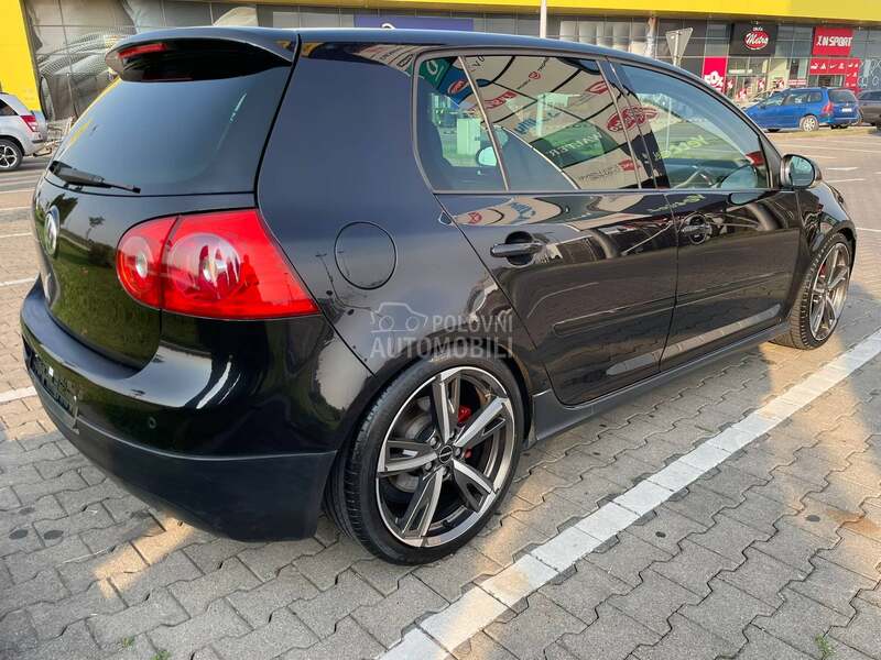 Volkswagen Golf 5 GTI