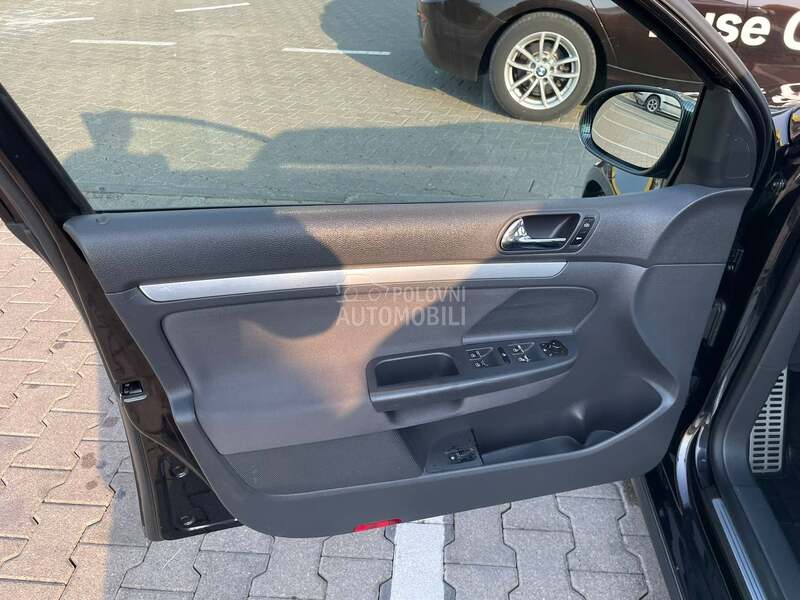 Volkswagen Golf 5 GTI