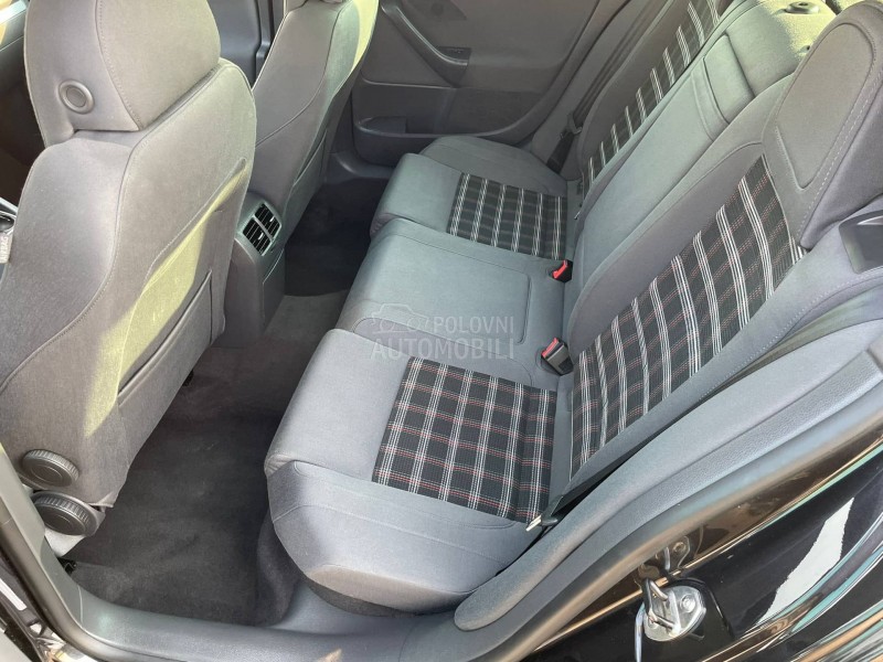 Volkswagen Golf 5 GTI