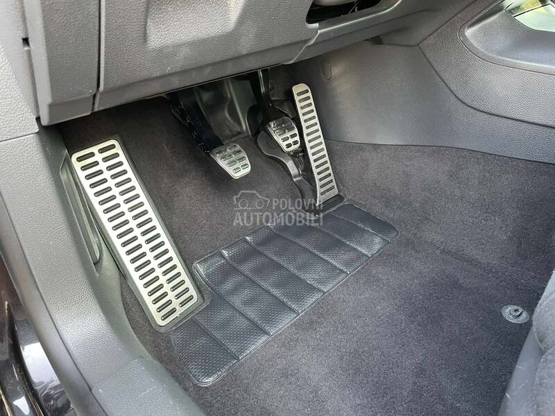 Volkswagen Golf 5 GTI