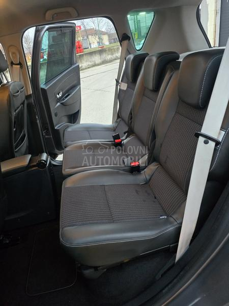 Renault Scenic Bose edition