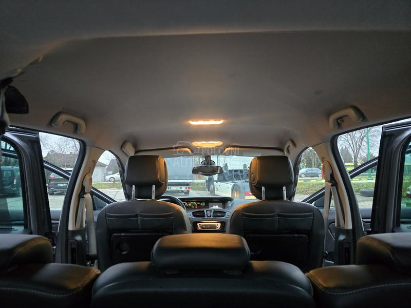 Renault Scenic Bose edition