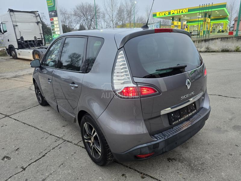 Renault Scenic Bose edition