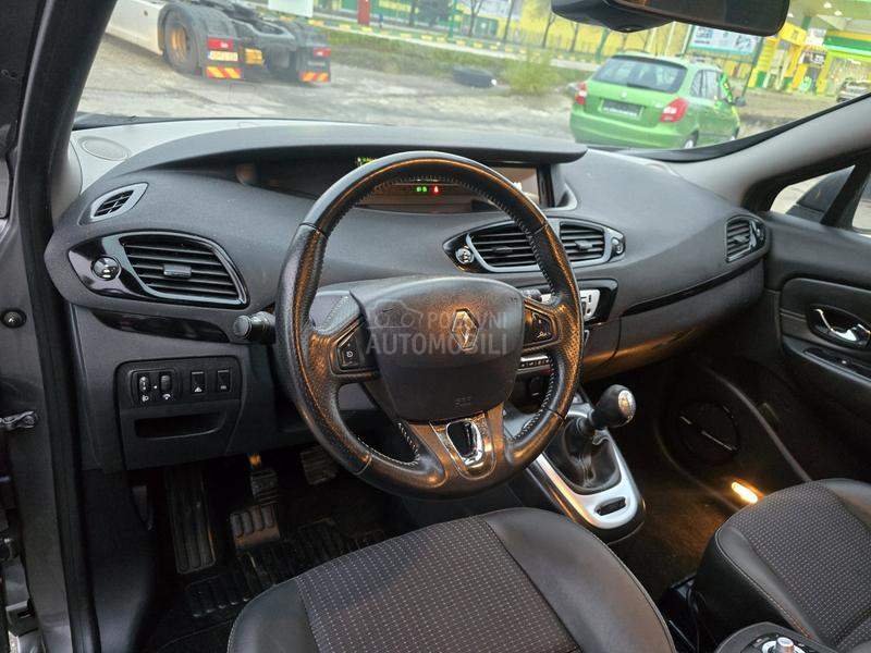 Renault Scenic Bose edition