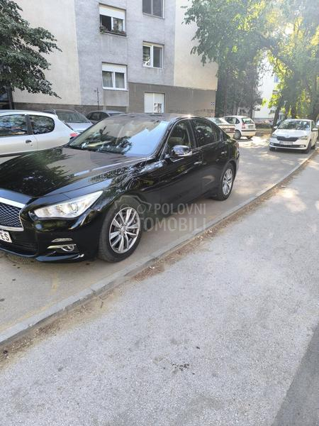 Infiniti Q50 