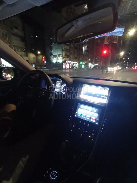 Infiniti Q50 