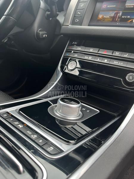 Jaguar XF 2.0d