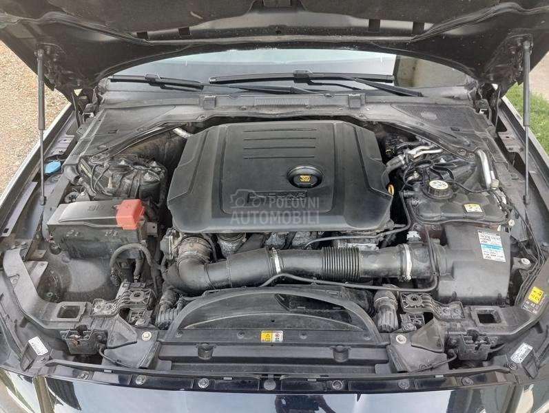 Jaguar XF 2.0d