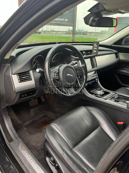 Jaguar XF 2.0d