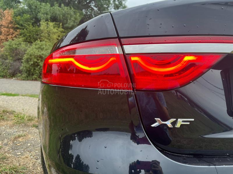 Jaguar XF 2.0d