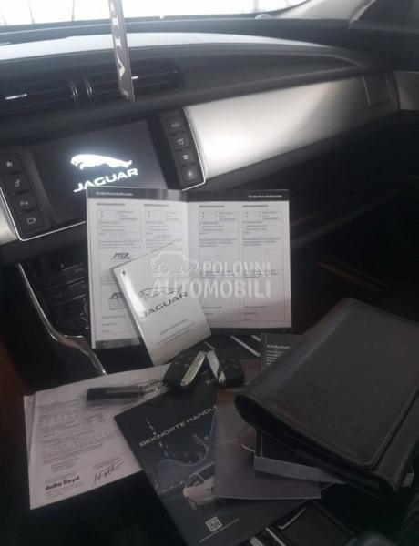 Jaguar XF 2.0d
