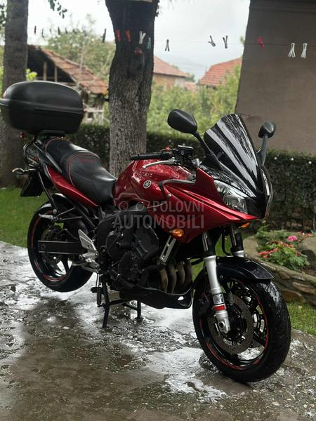 Yamaha FAZER 600