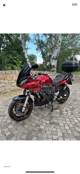 Yamaha FAZER 600