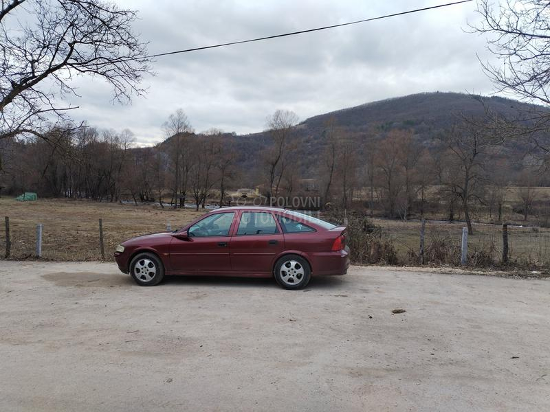 Opel Vectra B 16v