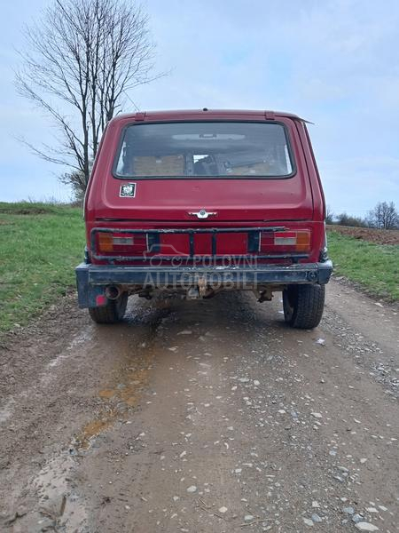 Lada Niva 