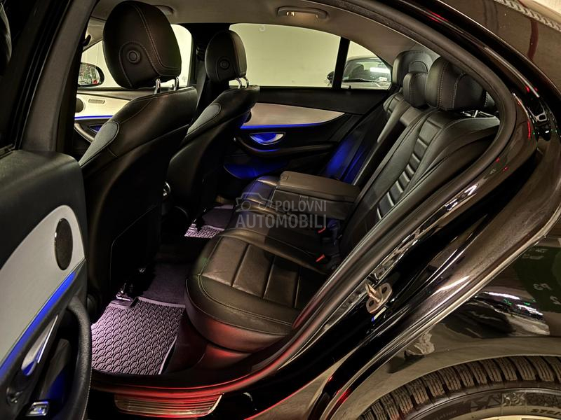 Mercedes Benz E 300 DE