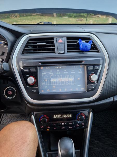 Multimedia, tach, nvigacija, gps, bluethot, hands free