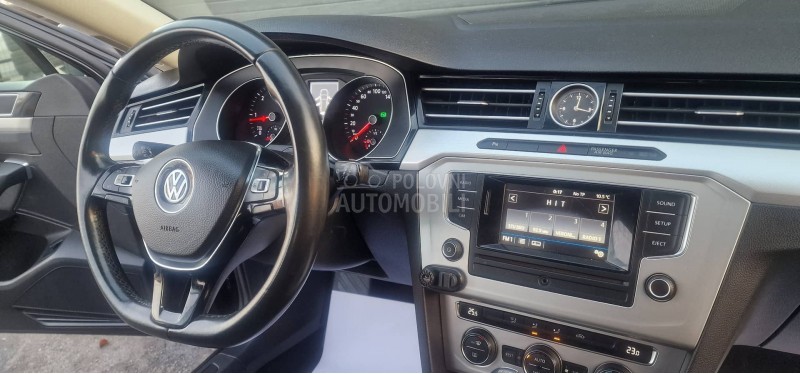 Volkswagen Passat B8 1.6 TDI COMFORTLINE