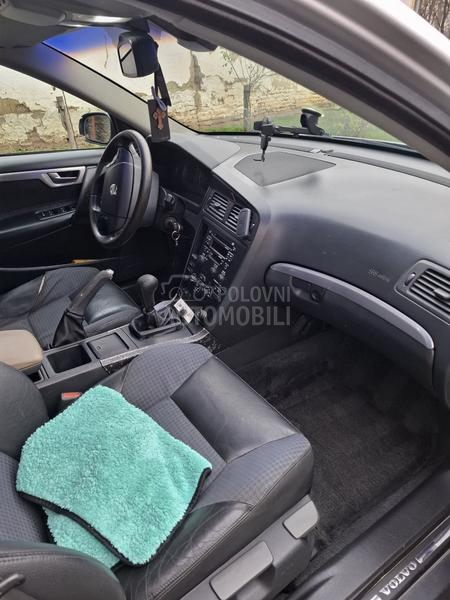 Volvo V70 d5