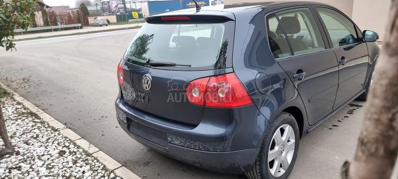 Volkswagen Golf 5 1.4