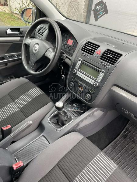 Volkswagen Golf 5 1.4