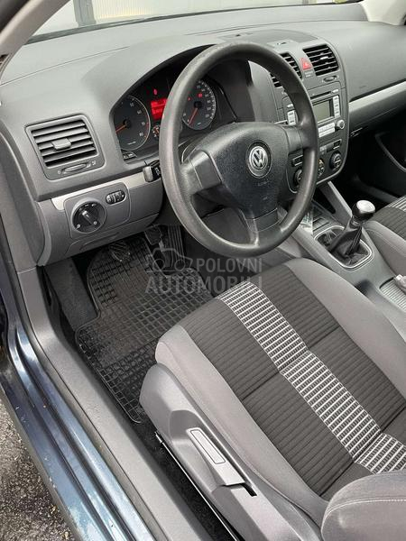 Volkswagen Golf 5 1.4
