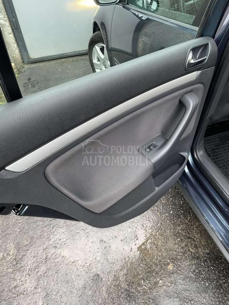 Volkswagen Golf 5 1.4