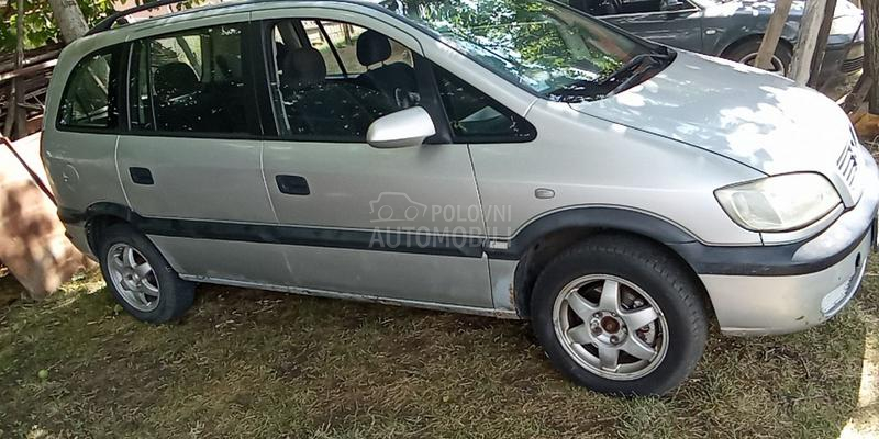 Opel Zafira 2.0