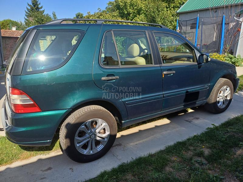 Mercedes Benz ML 270 2.7 CDI