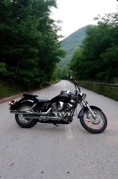 Yamaha DragStar XVS