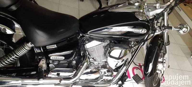 Yamaha DragStar XVS