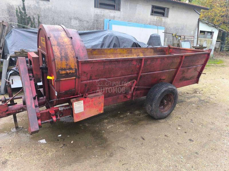 Prikolica za stajnjak