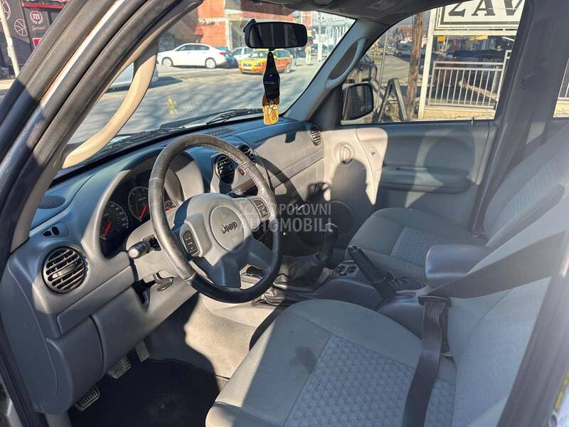 Jeep Liberty 