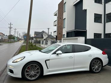 Porsche Panamera CHRONO S