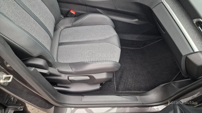 Peugeot 3008 1.5 HDI ALLURE