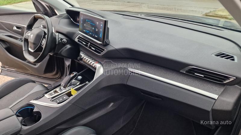 Peugeot 3008 1.5 HDI ALLURE