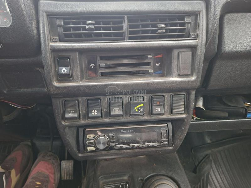 Lada Niva 1.7
