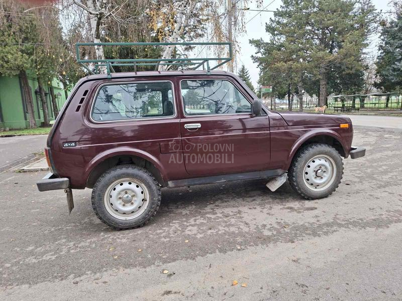 Lada Niva 1.7