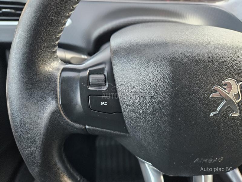 Peugeot 2008 1.6E-HDI ACTIVE