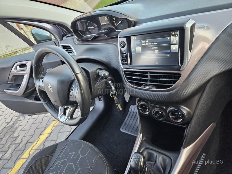 Peugeot 2008 1.6E-HDI ACTIVE