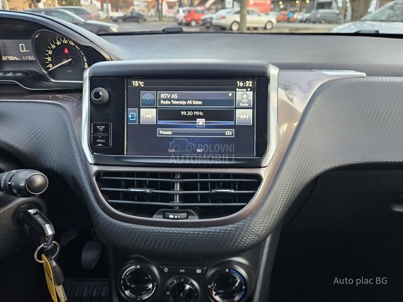 Peugeot 2008 1.6E-HDI ACTIVE